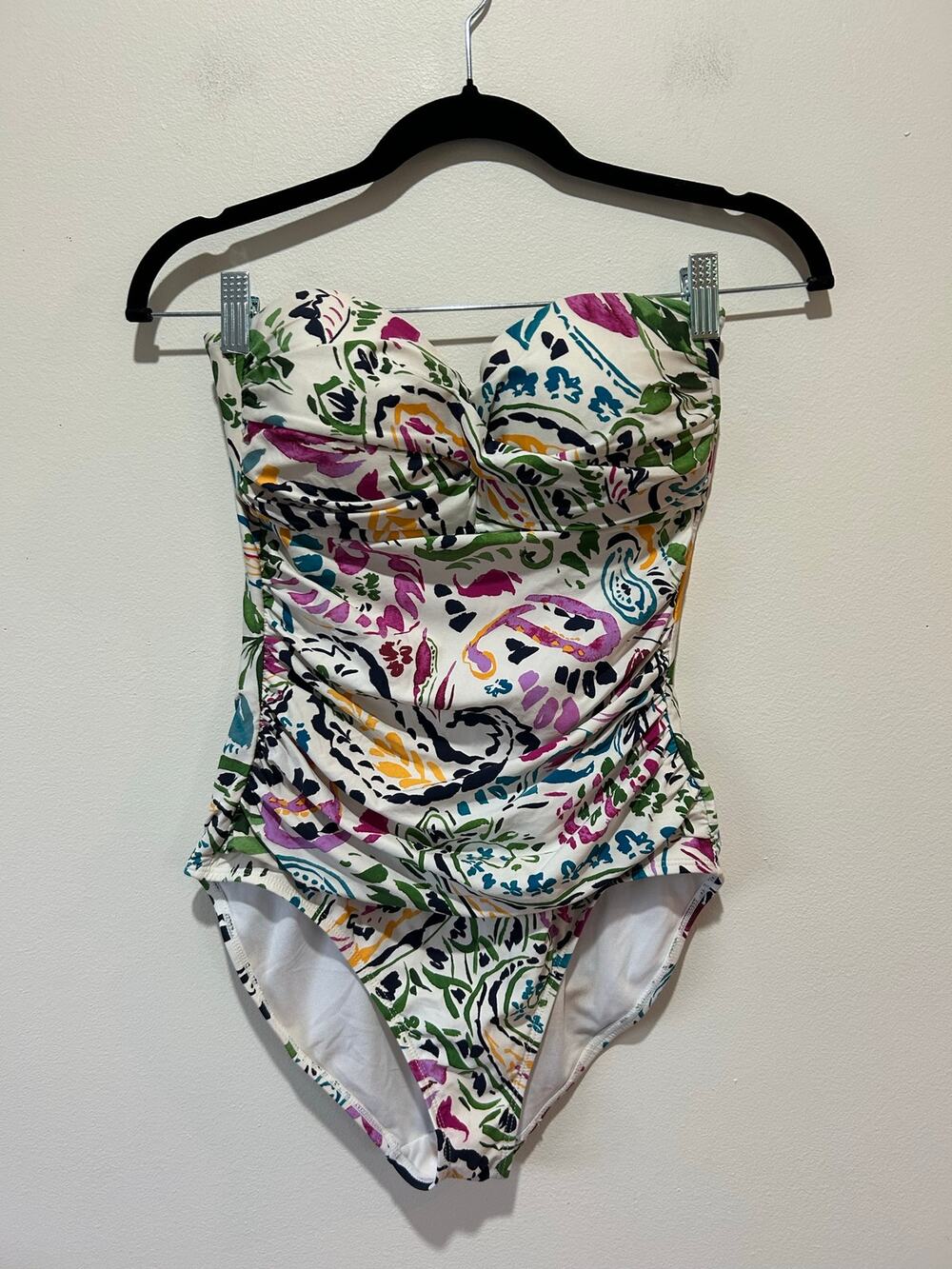 Anne Cole swimsuit size 8 one piece floral colorful strapless ruching resort bea